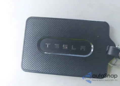 2018 Tesla Model 3 Long Range/Performance z USA, uszkodzony, nr VIN 5YJ3E1EB4JF055990